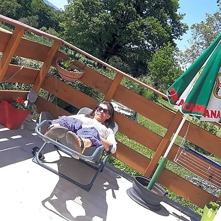 Chante Cristal Bed & Breakfast