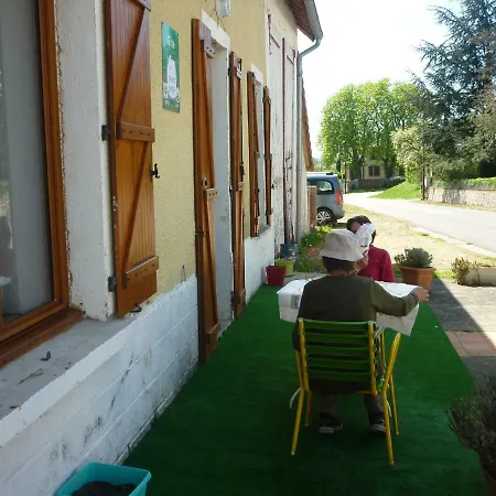 Chante Cristal Nocleg ze śniadaniem *